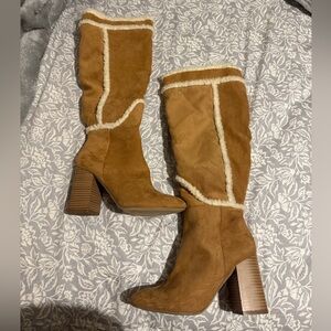 Cozy Tan Suede Heeled Boots with Shearling Detail